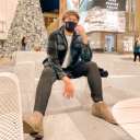 L.'s avatar